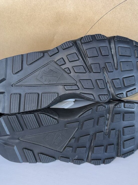NEW Nike By You Air Huarache Black White Gunmetal Gray FD9781 900 Men\'s Size 8.5 main image 5